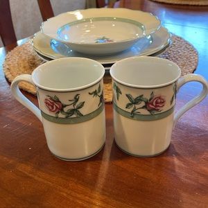 Wedgewood English Cottage Mugs
